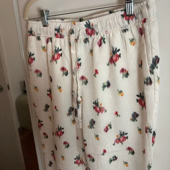 HILL HOUSE going out sleep floral pajama set - Picture 14 of 15